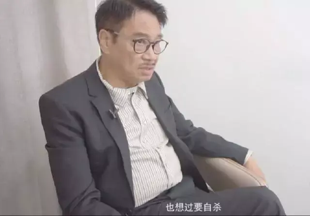 当时在低谷的吴孟达曾经有过自杀的想法,在借钱时被周润发狠拒后,他