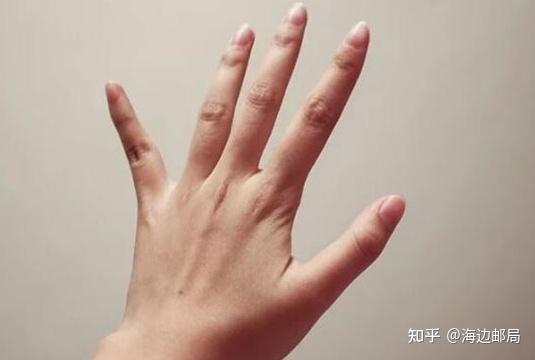 女人手指粗好還是細好