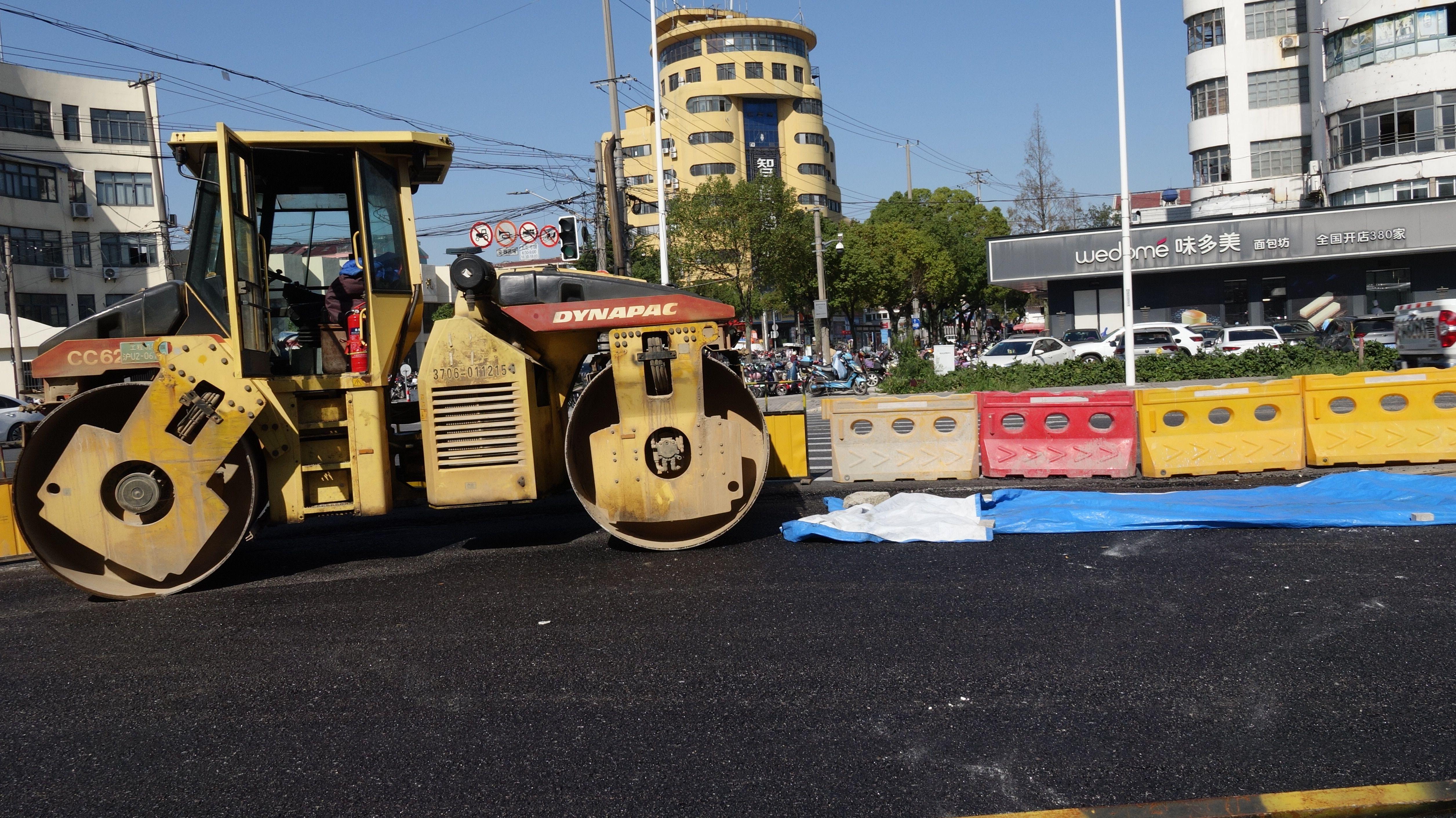 壓路機碾壓死亡,上海城建道路工程有限公司11·9事故調查公佈 - 知乎