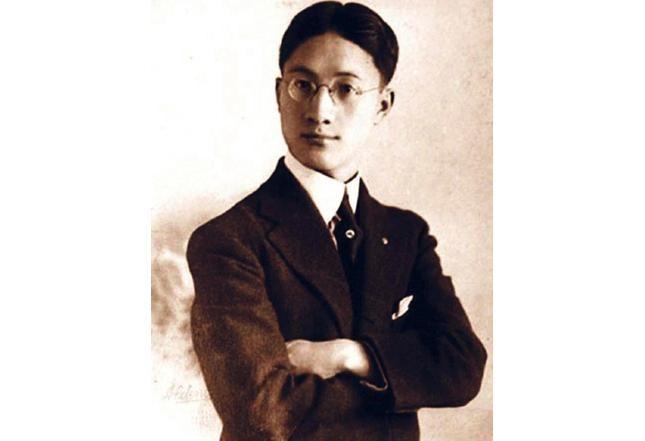 徐志摩是最具有诗人气质的当代文人他一生与三个才女纠缠不清