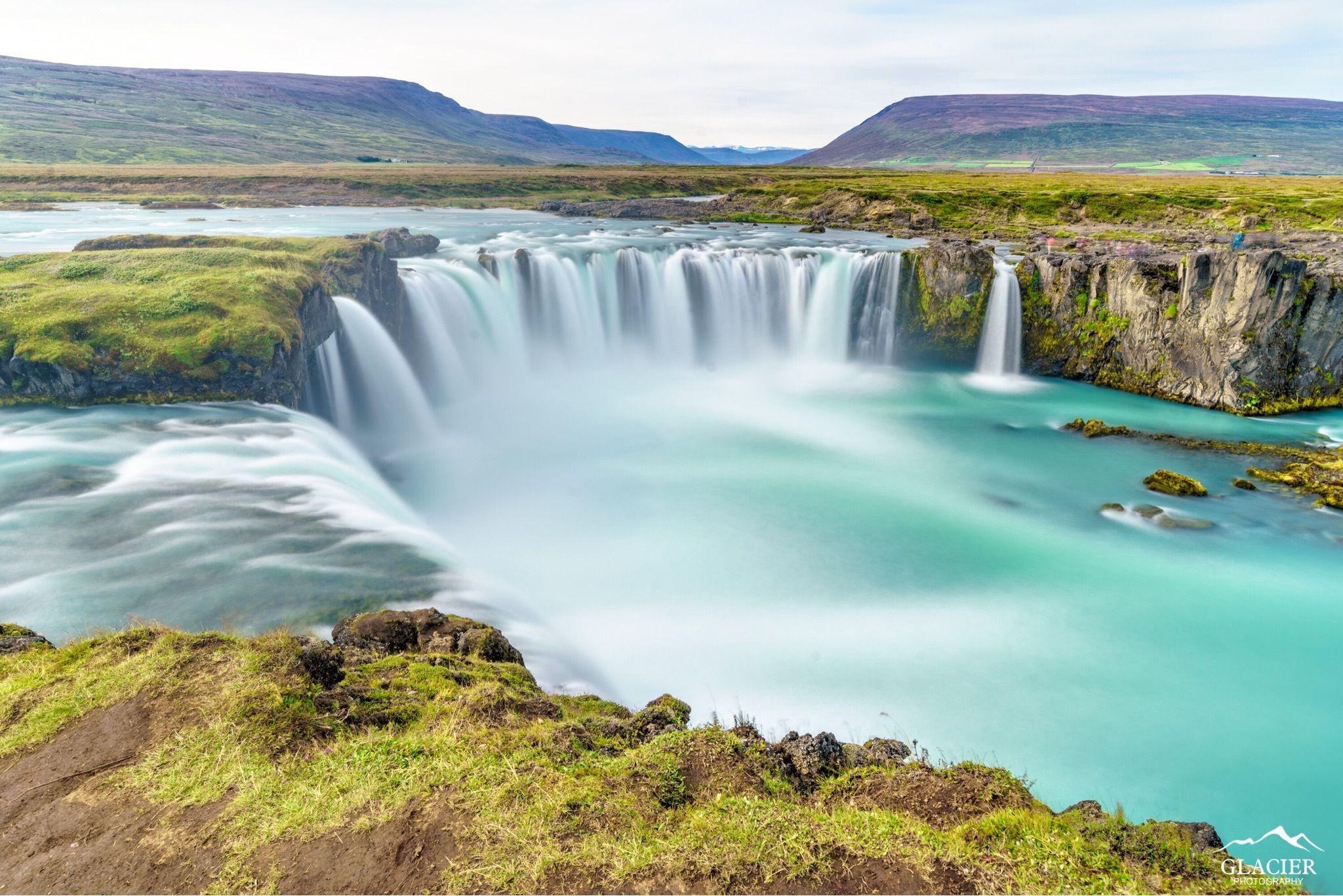有没有全面屏的手机壁纸推荐