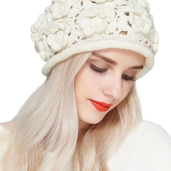 天气又降温了 出门要戴上时下流行的帽子 保暖时髦更有女人味 知乎