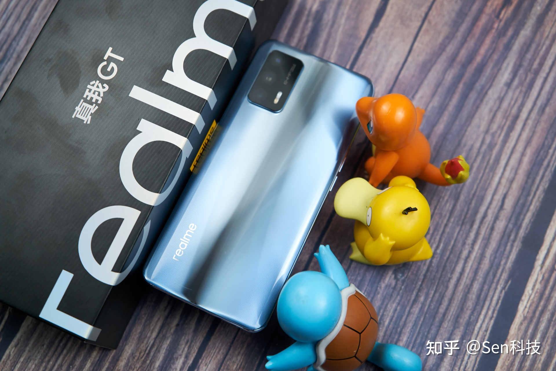 敢越级realme再越级真我gt直冲行业天花板