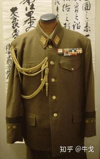 1943年之前与之后 侵华日军的军服是不一样的 知乎