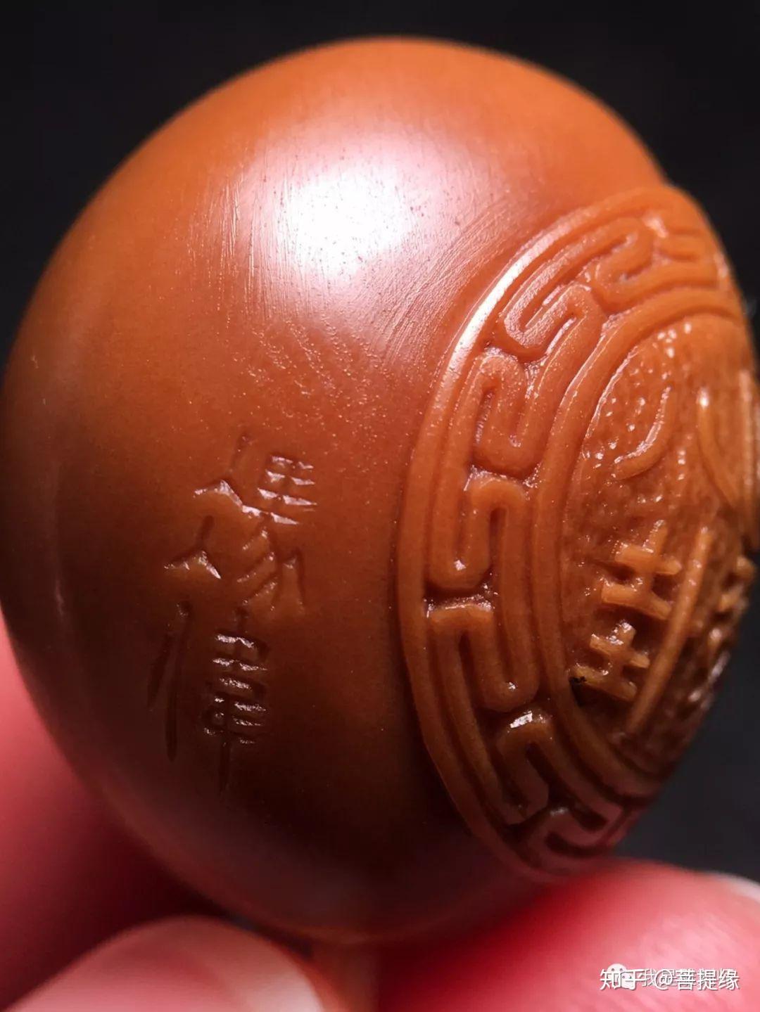 我是雕刻师冯伟四象八卦橄榄核手串风格独特雕工细腻