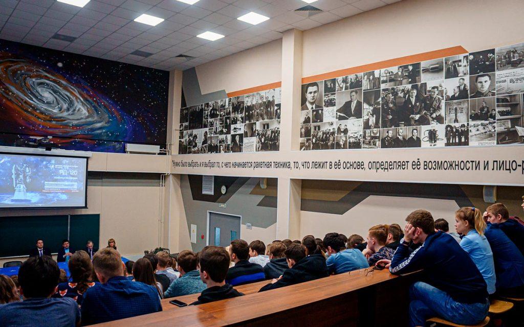 莫斯科航空航天大学图片