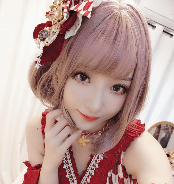 小女巫露娜艺术照合集 - 知乎