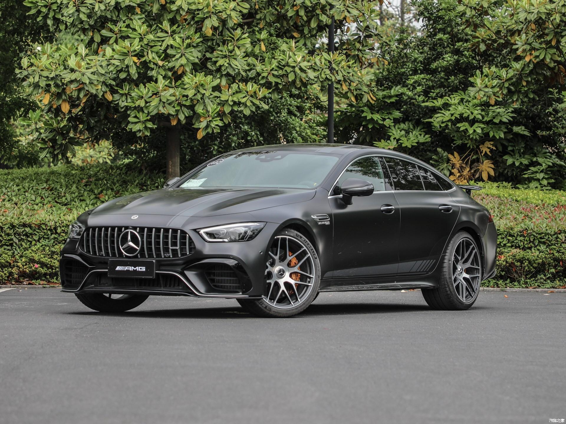 暴力绅士小哥带你看奔驰amggt