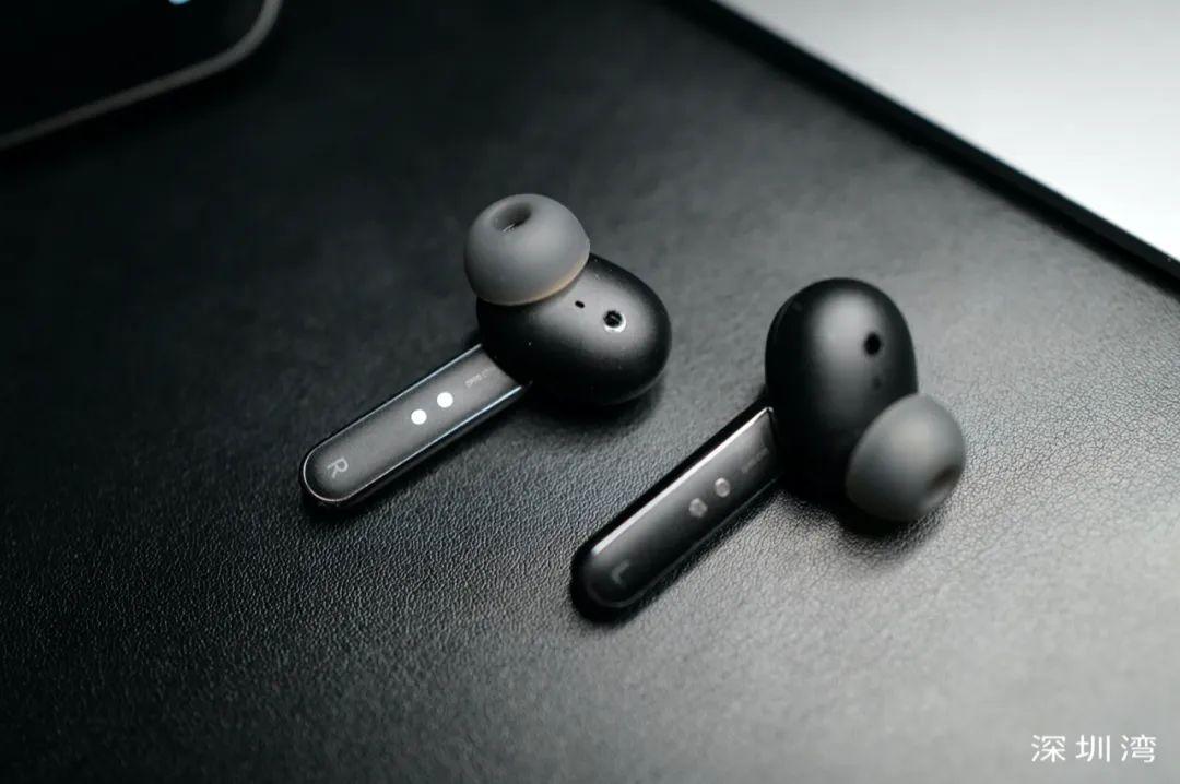 oppoencow31首发体验主打94ms超低延时299元的高性价比真无线耳机