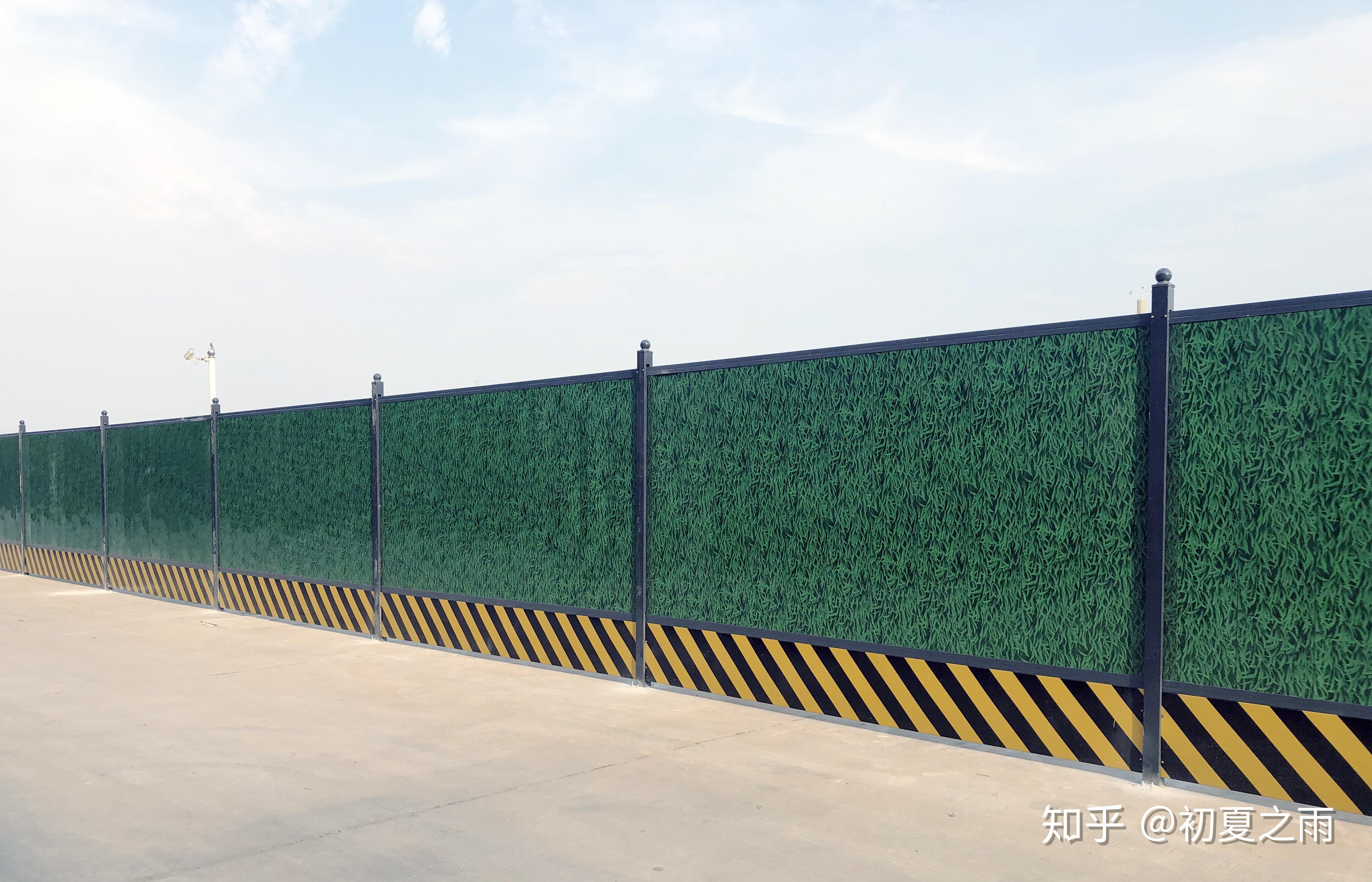 龙骨扣彩钢围挡优势和施工要求是什么