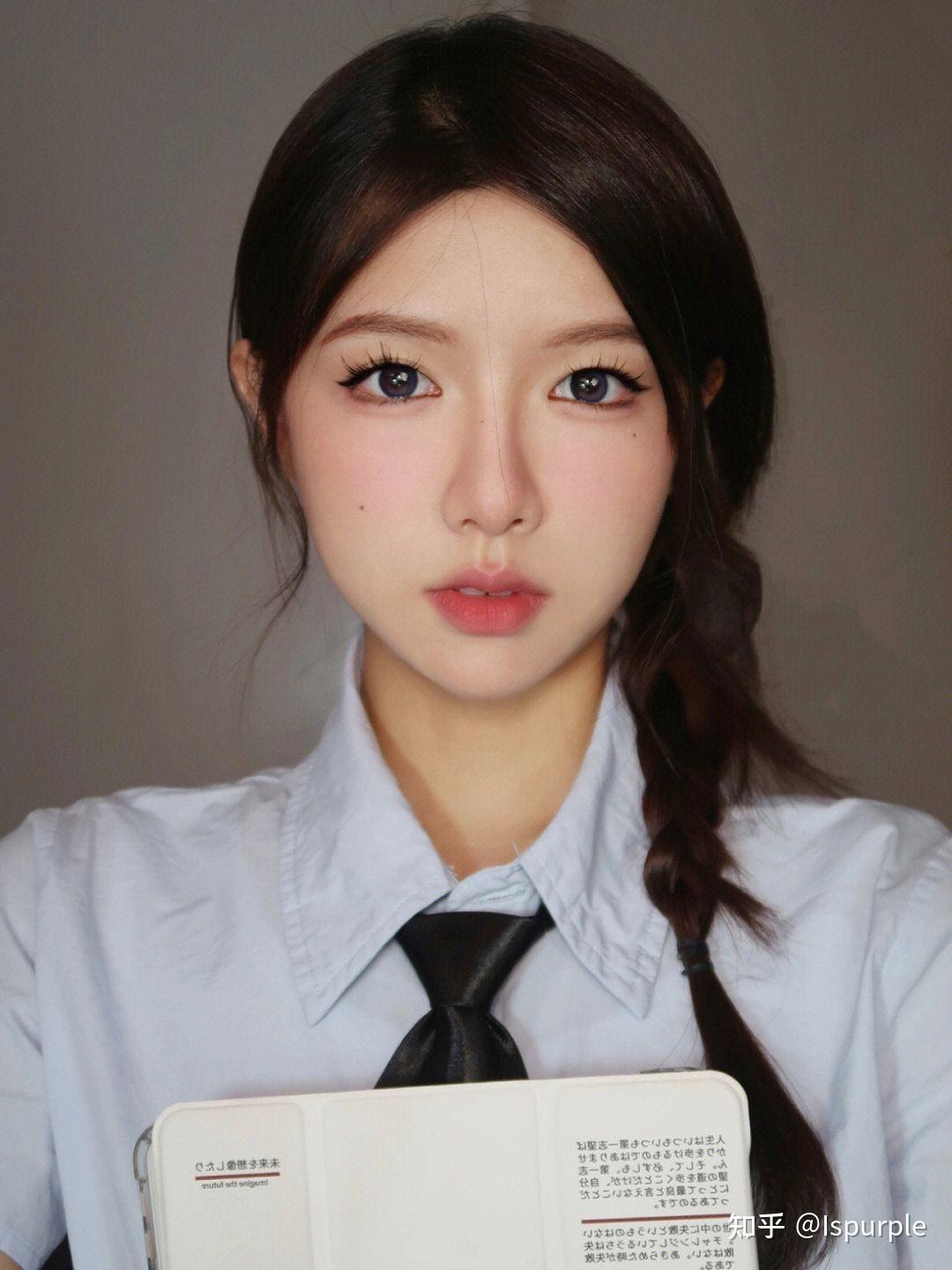 美式证件照🤳丨新来的转校生 有点意思 知乎 