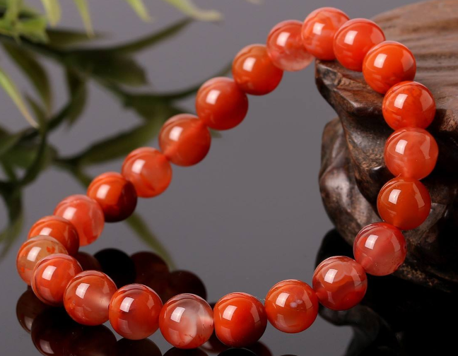 如何区别红碧石和凉山南红