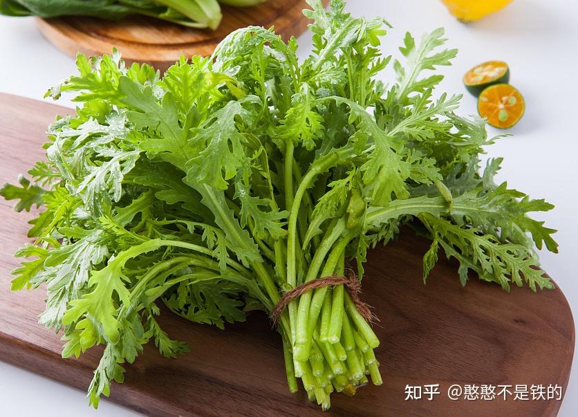 痛风高尿酸的人群要多吃这4种蔬菜帮你把尿酸排出来