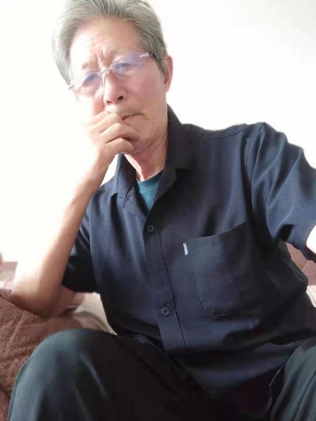 余新英译张秀成诗歌唱太阳