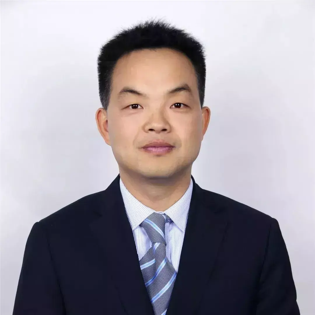 张斌伟中建政研专家委员会委员中建政研教育科技研究院副院长工程建设