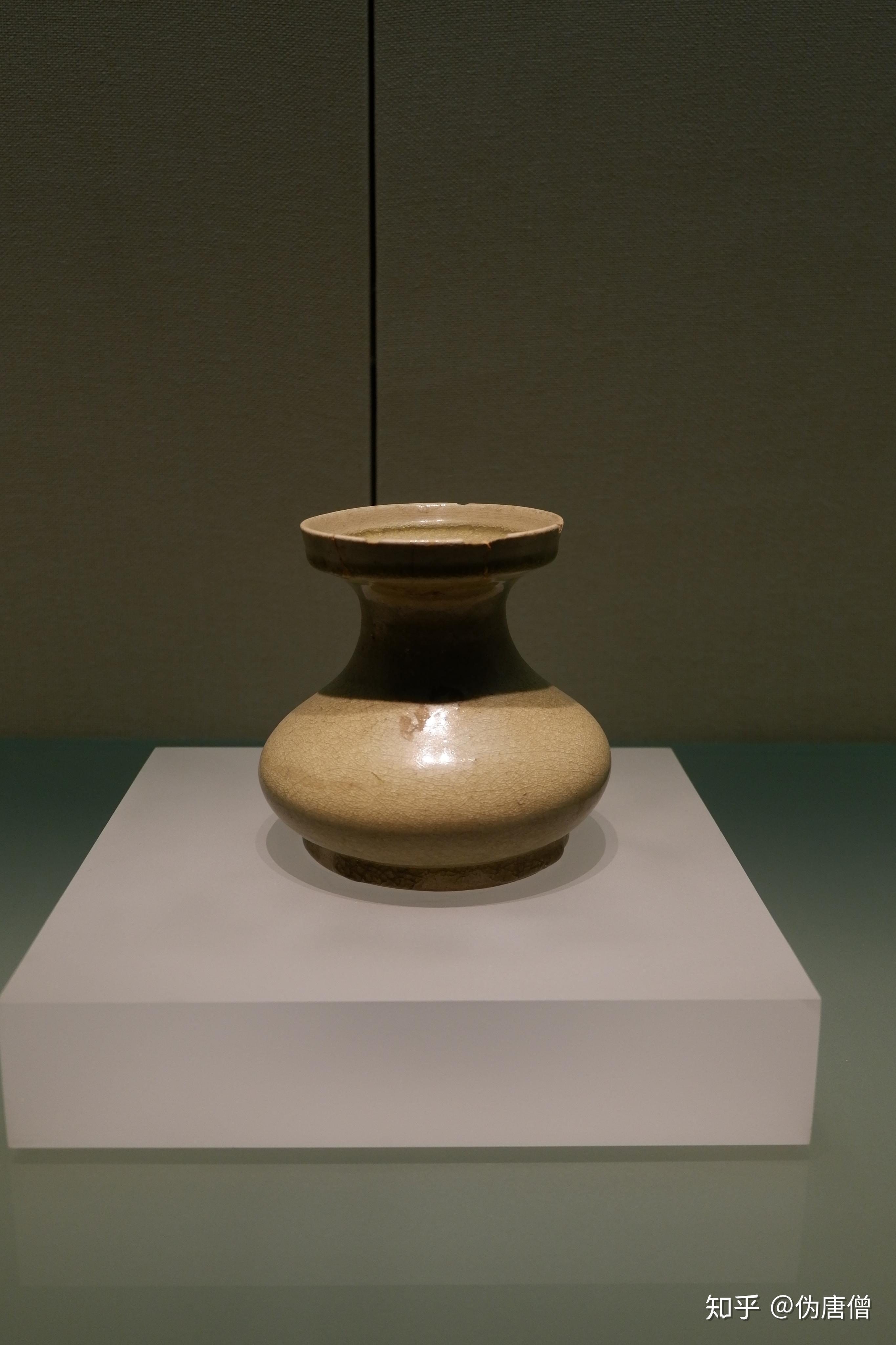 博物馆里的瓷器史7北齐青釉仰覆莲花尊河北博物院藏