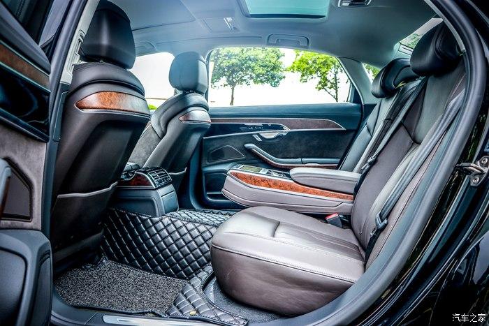 奥迪a8初体验——内饰篇,用料上乘,黑科技满满