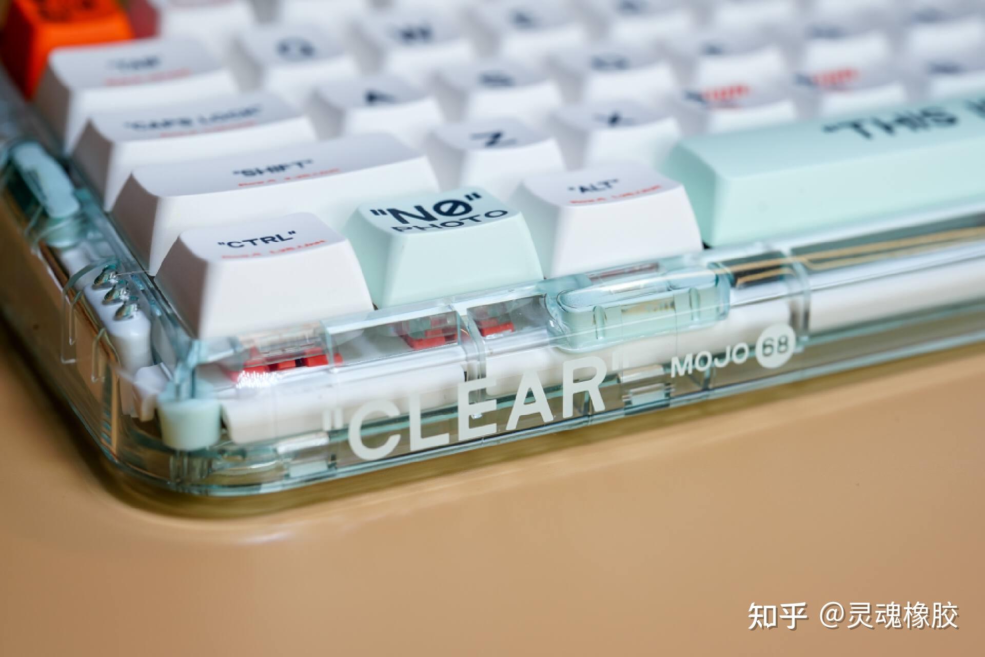 透明的魅力助力完美桌搭组合—MelGeek MoJo68三模键盘小晒 - 知乎