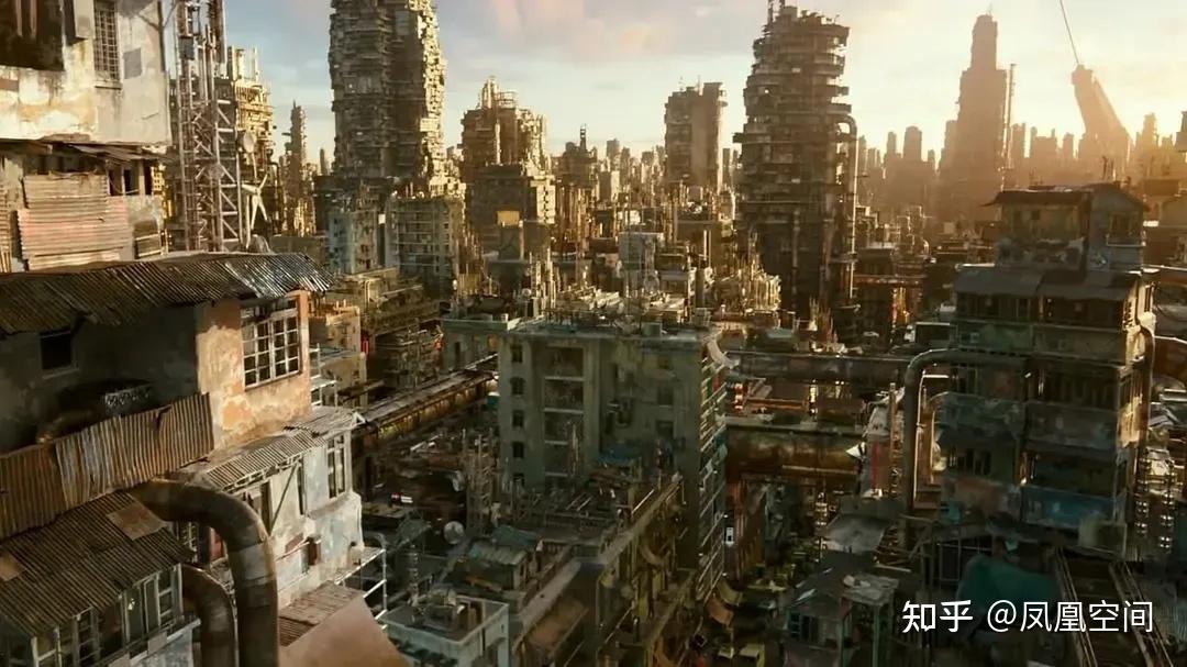 2024年最"狠"华语片,再现30年前的"罪恶之城""赛博朋克圣地"