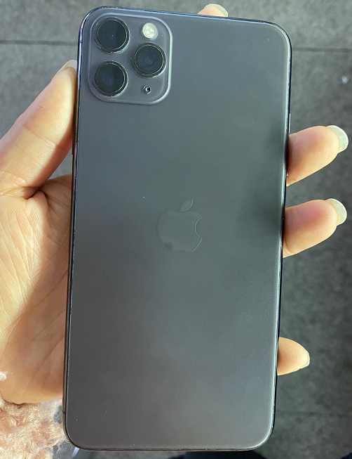 爱疯11pro max图片,爱疯12promax图片 网友泪奔花4600元居然买到iphone11promax翻新机