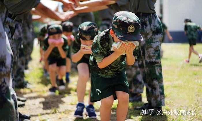 成都小学生军事夏令营推荐