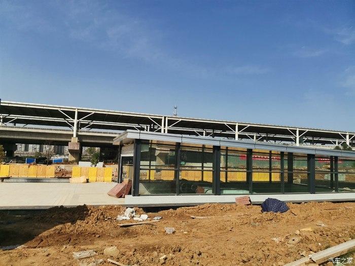 和骁途一起去看即将完工的葛店南站地铁站