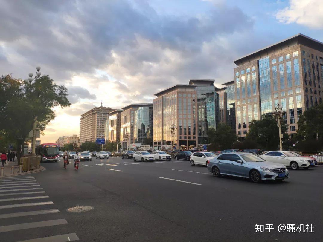 现在买小米8还是买mix3?