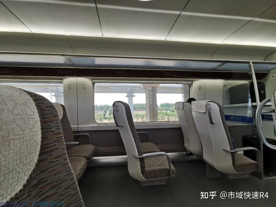 北起草桥站,南至大兴机场站(未来将北延伸至丽泽商务区