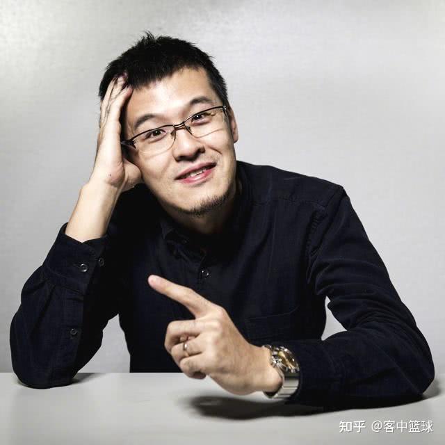 篮网半场落后11分杨毅建议直接放弃一番话太直接引球迷不满