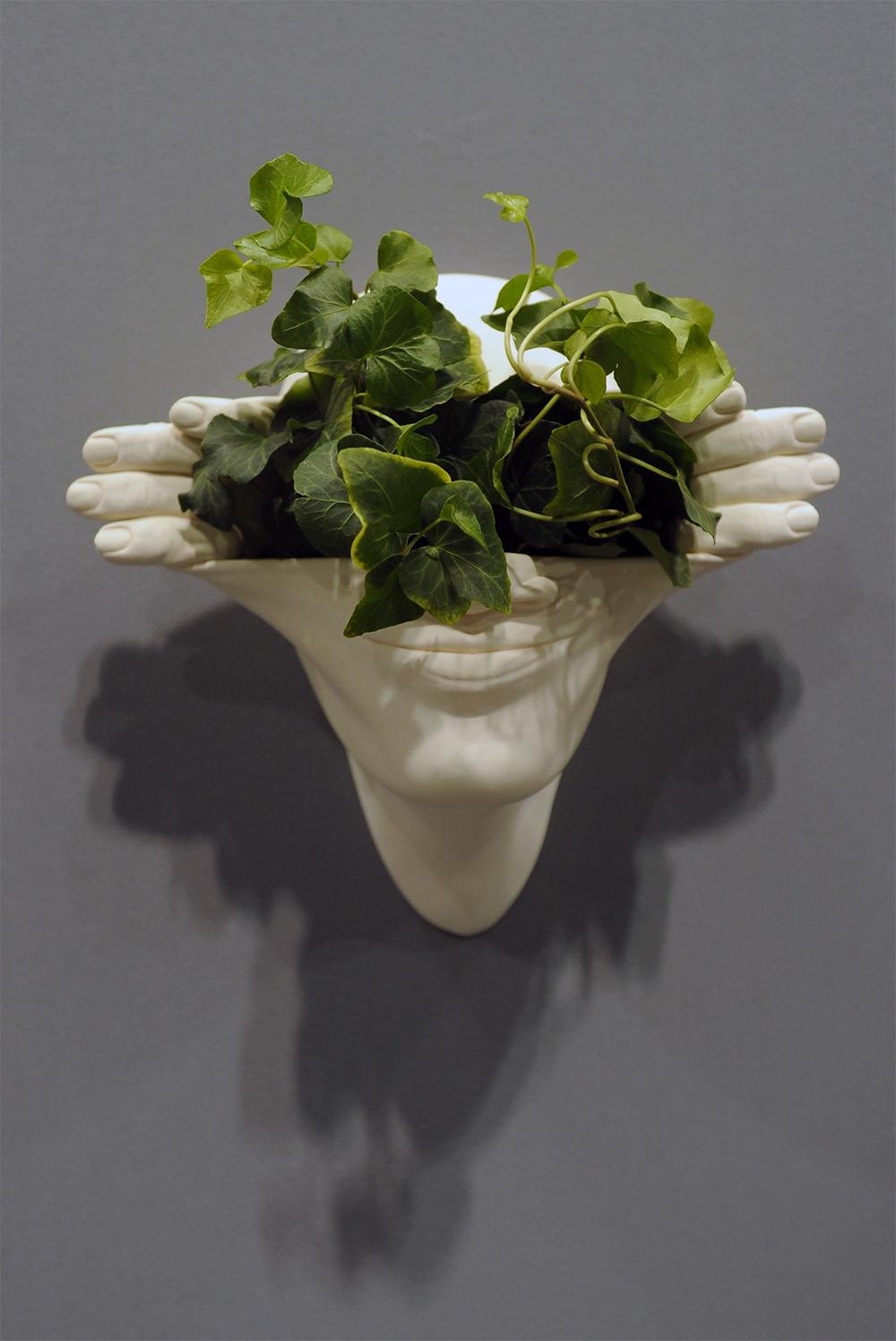 人体陶艺雕刻家johnson tsang,在扭曲的泥塑中想象的梦幻世界