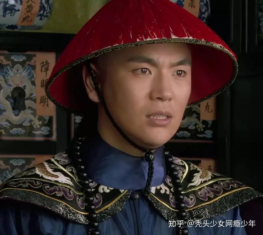 要是小孩和我一起换温实初的头像就好了,哈哈哈哈,算了,怕被我的导师