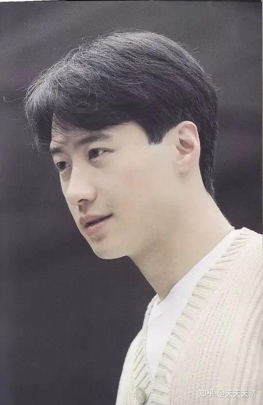 了一大批超级明星并造就了港台流行文化的极度繁荣,那是一个盛产帅哥