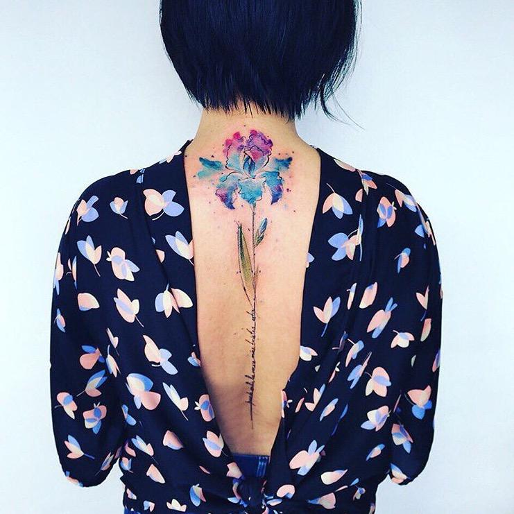 smrzhao专题纹身第15期脊椎纹身不只是一条有逼格的虾线