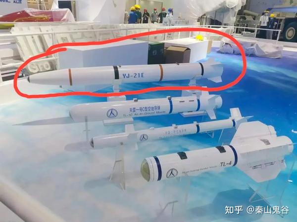 珠海航展惊现鹰击-21E模型 - 知乎