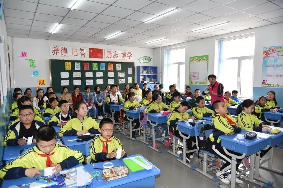 长春103教育集团又添新丁新生还有机会去总校上课