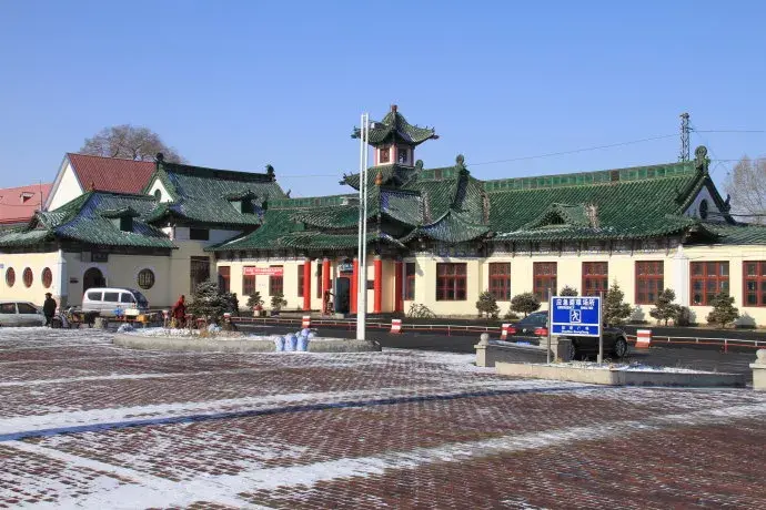 王化东)榆树市▼(湛江寺,拍摄于榆树市)扶余市后▼(松花江陶赖昭大桥