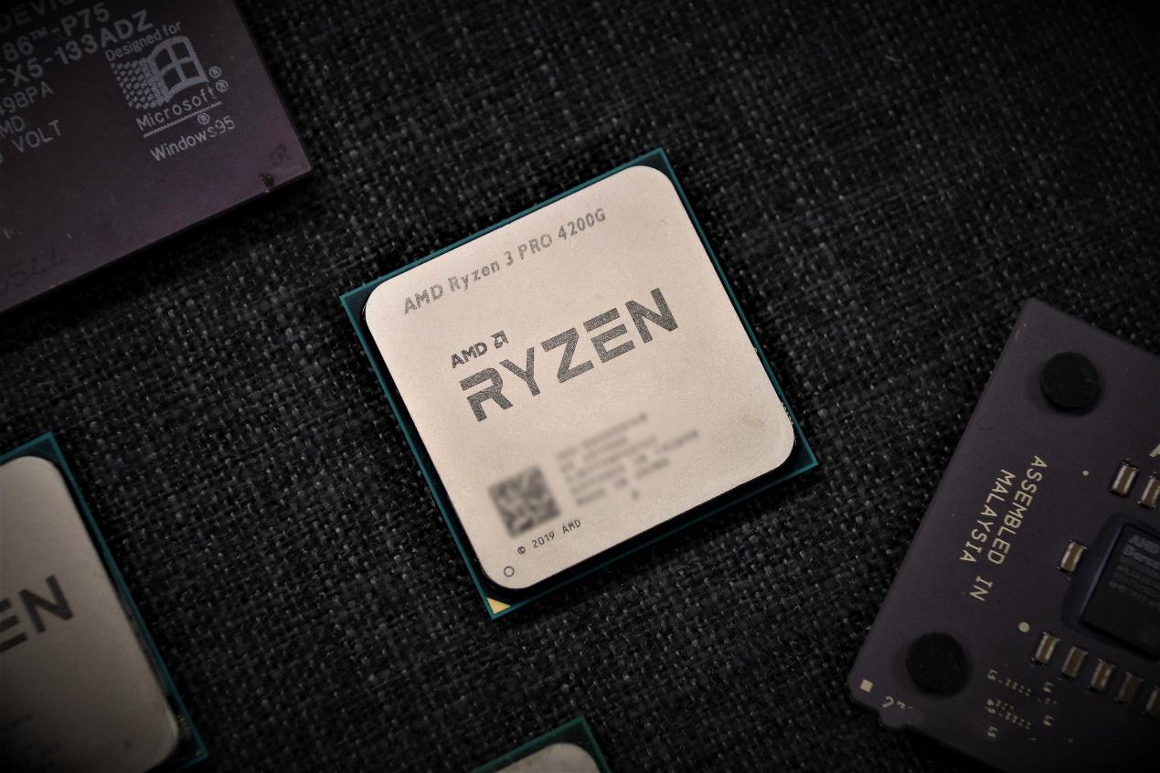 amd其实也可以捡垃圾,但至于性价比高不高,就要看你自己的想法咯