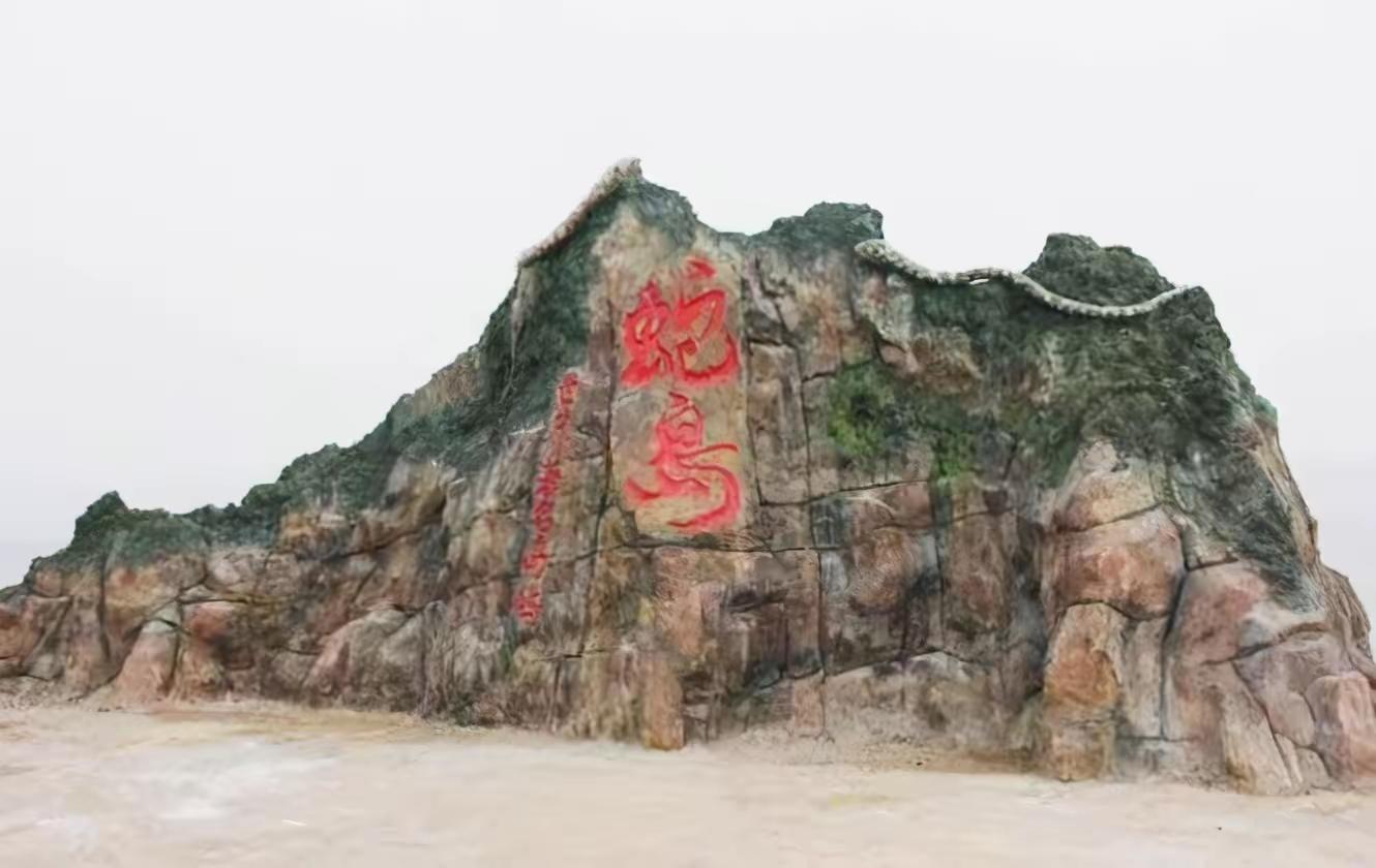 大连蛇岛2万条毒蛇凶猛无比,放两只平头哥进去,结果会发生什么?