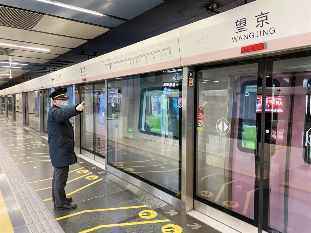 客流降了北京地铁公交反而加车