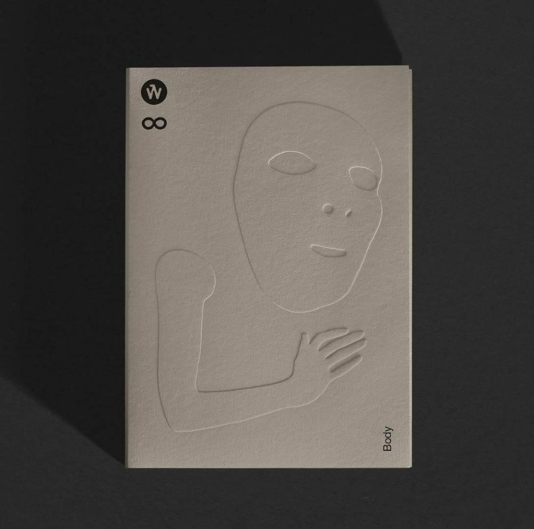 封面的"body"用了凸印的方式,抽象且非常艺术.