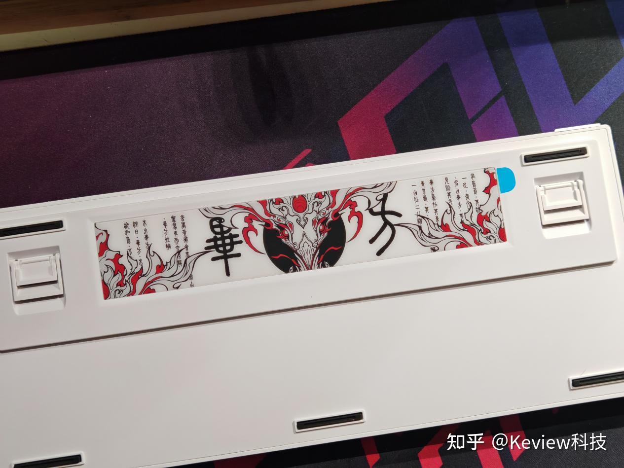 为高效与简洁而生,SKN毕方矮轴三模机械键盘真香警告!