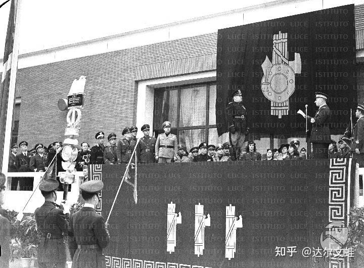 镰刀锤子与法西斯——苏俄早期图案中的奇特设计 - 知乎