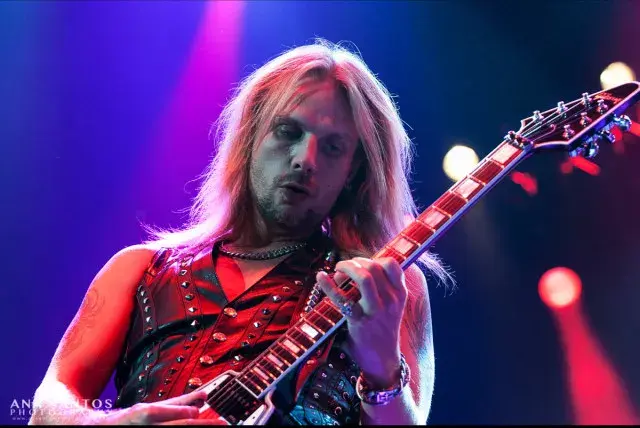 金属上帝犹大圣徒:年过60依然《火力》全开 - 知乎