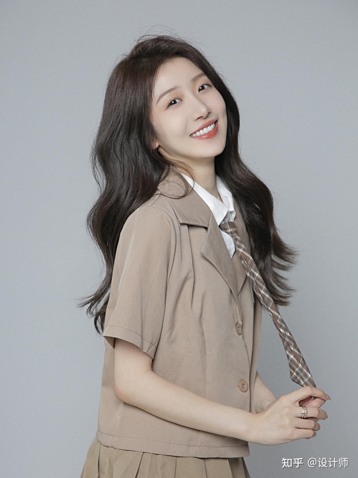 半身照超全拍摄方法,从角度,姿势,表情,教你拍出美美的半身照