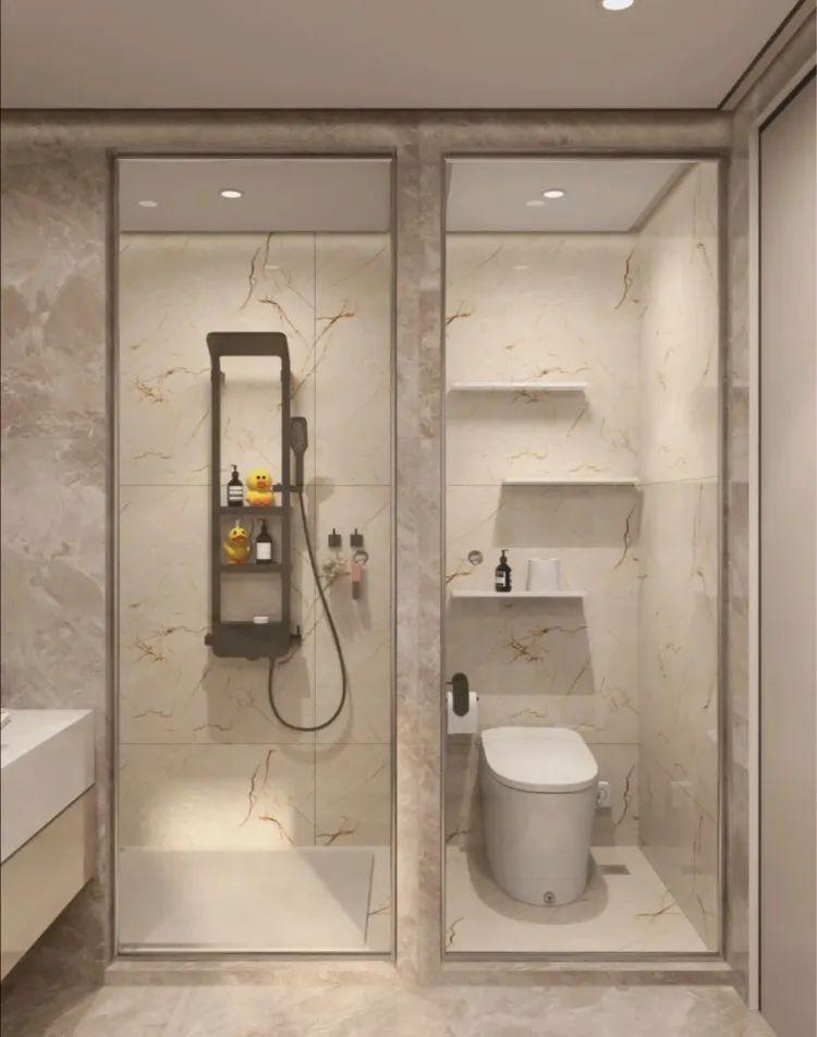 根据卫生间格局,功能分区可以分为长方形和正方形.