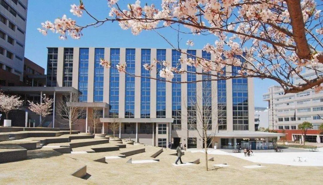 08 北海道大学北海道大学的前身是札幌农学院,所以拥有日本最好的农学