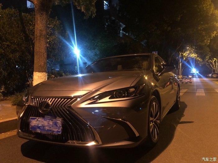 2020送给自己的礼物1600公里作业雷克萨斯es显得比较大气