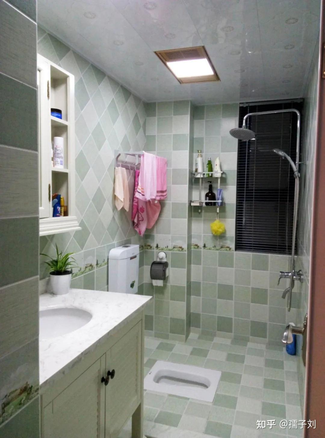 家里要装修,卫生间是装修马桶好还是蹲便呢?