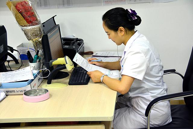 艾诺体检90后护士长的一天