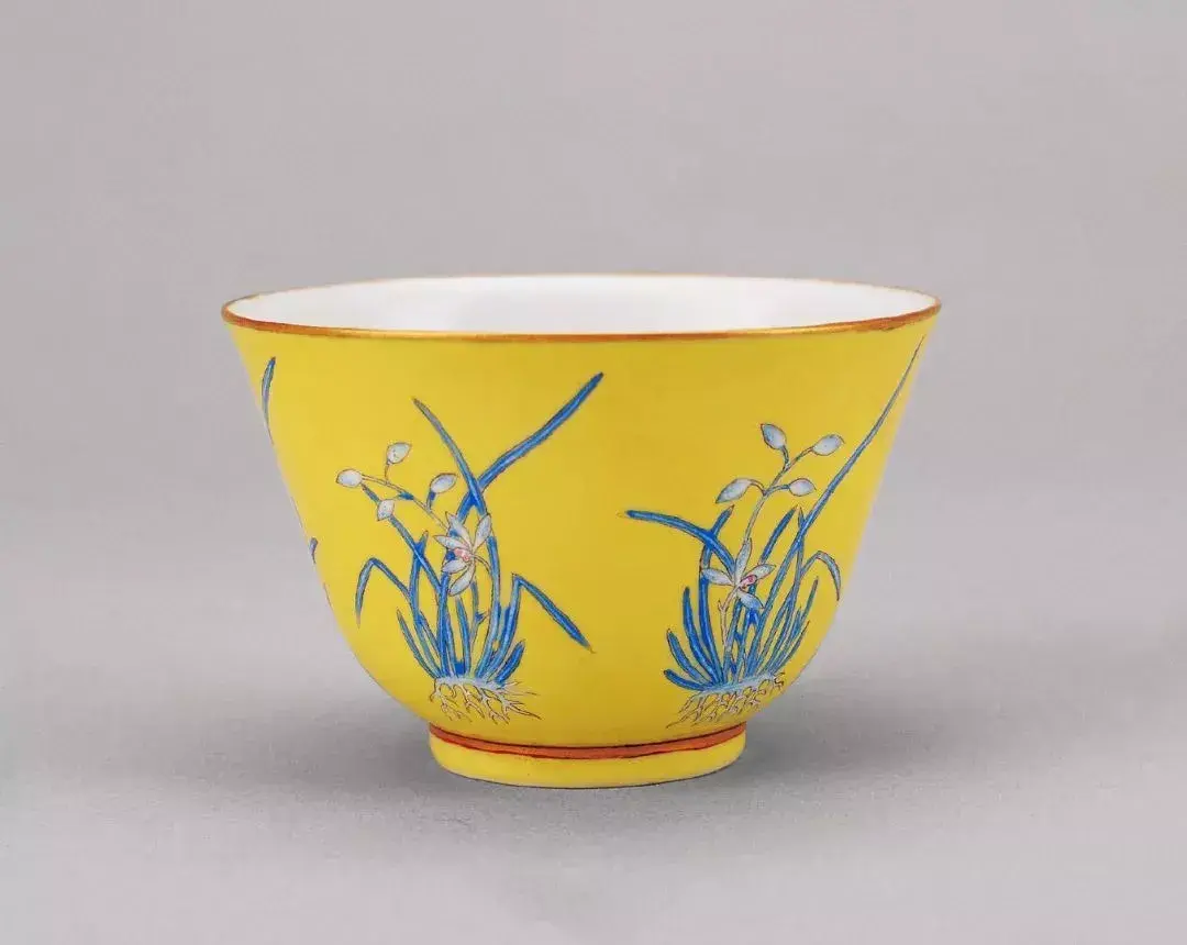 陶器 清朝粉彩桃柘榴蘭文黄杯 小杯 小碗 茶道具 煎茶 陶器 清朝粉彩桃柘榴蘭文黄杯 小杯 小碗 茶道具 煎茶 - メルカリ